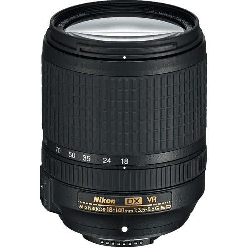 Nikon 18-140mm_top